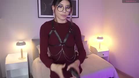 Snapshot of violetta_nur chatting on July 2026 09:50:02 PM Violetta nur online show from July 2026 09:50:02 PM