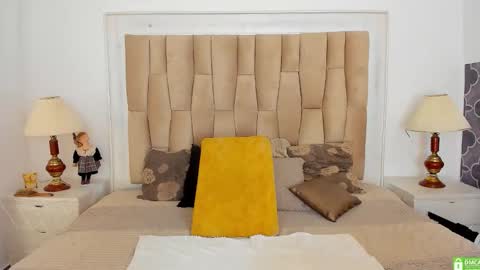 Princess Violet Valerious Follow me IGX violetvalerious online show from February 2026 02:26:01 PM