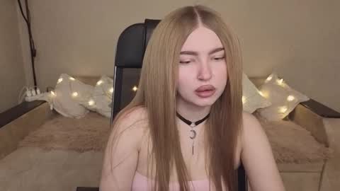 ViolettaOtis online show from November 2025 10:59:01 AM