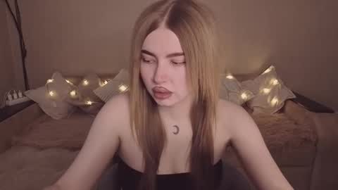 ViolettaOtis online show from March 2026 03:00:01 PM