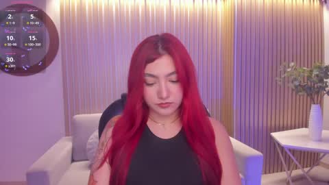 Snapshot of violettcastel chatting on January 2025 07:50:01 PM Violett Castel online show from January 2025 07:50:01 PM