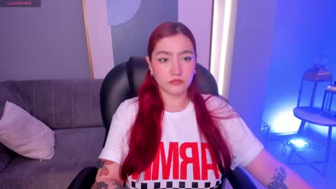 Snapshot of violettcastel chatting on February 2025 07:31:02 PM Violett Castel online show from February 2025 07:31:02 PM