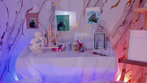 Snapshot of violettcastel chatting on February 2025 02:03:01 AM Violett Castel online show from February 2025 02:03:01 AM