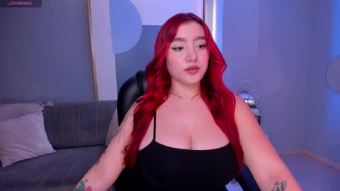 Snapshot of violettcastel chatting on March 2025 07:49:02 PM Violett Castel online show from March 2025 07:49:02 PM