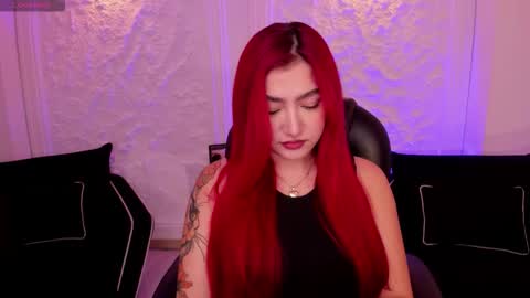 Snapshot of violettcastel chatting on October 2025 07:03:01 PM Violett Castel online show from October 2025 07:03:01 PM