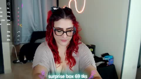 Violetta Morningstar online show from March 2026 06:52:01 AM