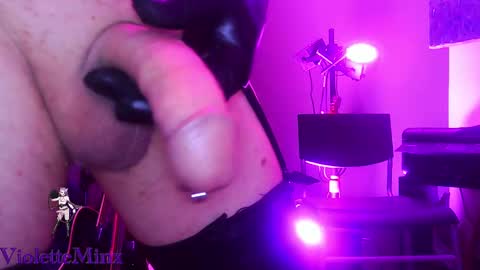 Violette online show from January 2025 03:45:01 PM