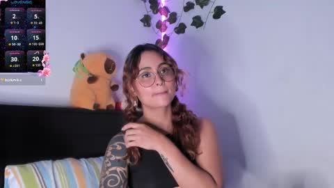 Violette  online show from February 2025 10:15:02 PM