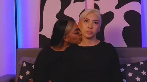 Violet online show from February 2025 03:41:01 AM