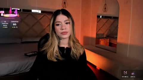 Violett  online show from March 2026 06:44:02 PM