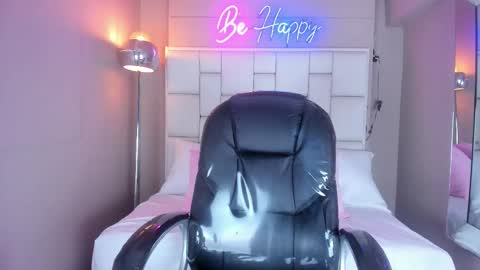 VioletthaRous online show from September 2025 11:10:02 PM