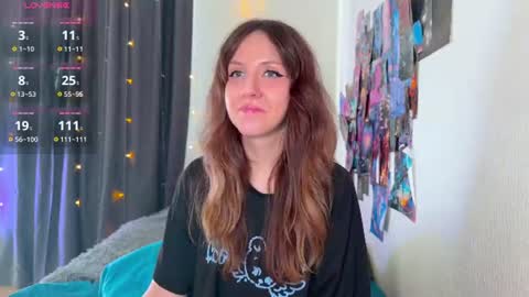 Snapshot of violettmo0n chatting on July 2026 06:47:02 AM Next stream 1522026 400 GMT 3 online show from July 2026 06:47:02 AM