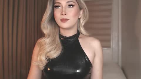 Best Of Both Worlds online show from November 2025 06:39:03 AM