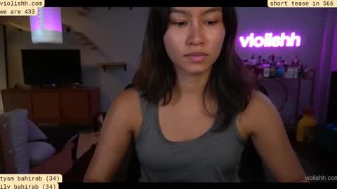 follow me on twitter violishh and ig violishh  online show from September 2025 01:18:01 AM