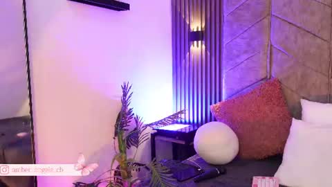 viollettebylyly online show from July 2026 01:07:02 PM
