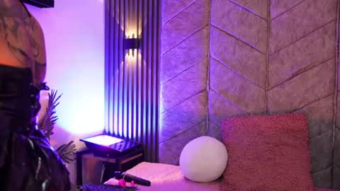 viollettebylyly online show from July 2026 12:34:01 PM