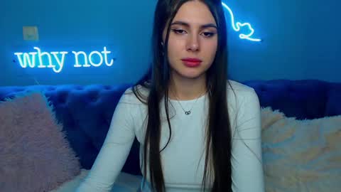 viollinalv online show from January 2025 11:48:02 AM