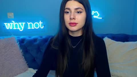 viollinalv online show from January 2025 08:42:01 AM