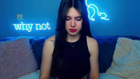 viollinalv online show from February 2025 05:41:01 AM