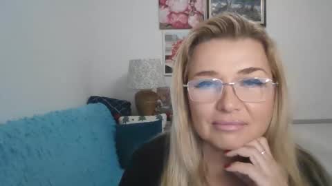 Vionerra online show from November 2025 11:32:01 PM