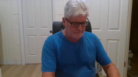 viper654321 online show from April 2026 07:36:02 AM