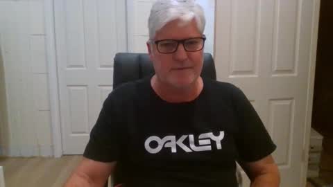 viper654321 online show from April 2026 07:44:01 AM