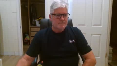 Snapshot of viper654321 chatting on May 2026 08:01:01 AM viper654321 online show from May 2026 08:01:01 AM
