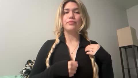 Virgngirl online show from June 2026 01:44:02 AM