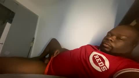 Elle Hood online show from October 2025 05:02:02 AM