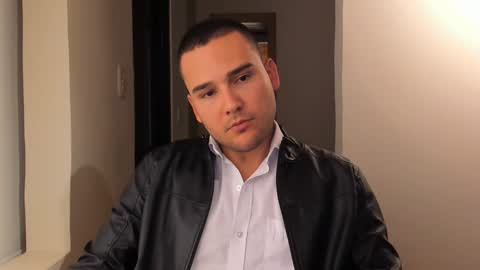 Vito Ferrer online show from February 2025 01:27:02 AM