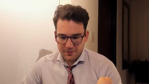 Vito Ferrer online show from November 2025 12:43:02 AM