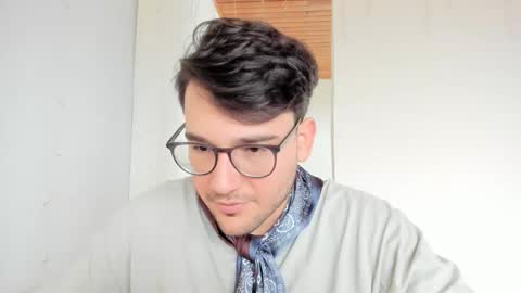 Vito Ferrer online show from December 2025 06:35:02 PM