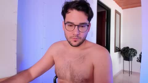 Vito Ferrer online show from January 2026 12:30:01 PM