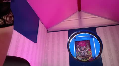 Snapshot of vitoria23_ chatting on May 2026 03:39:01 PM victoria 3 online show from May 2026 03:39:01 PM