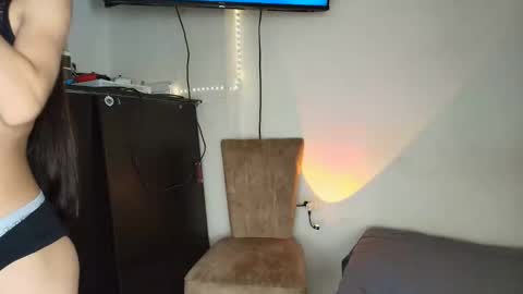 vitoriia_ online show from January 2026 12:37:01 AM