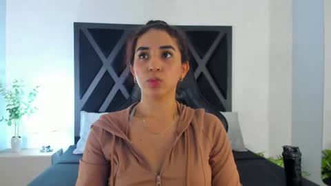 Snapshot of vittoria_conti_ chatting on June 2026 05:36:01 PM vittoria online show from June 2026 05:36:01 PM