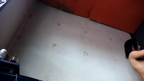 kim online show from September 2025 05:51:02 AM