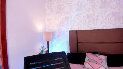 Snapshot of vivi_gh1 chatting on June 2026 03:57:02 AM Vivi online show from June 2026 03:57:02 AM