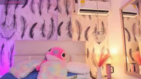 Snapshot of vivi_prinncess chatting on February 2026 12:40:02 AM Viviana online show from February 2026 12:40:02 AM