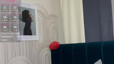 Vivian Evans online show from February 2025 06:44:01 AM