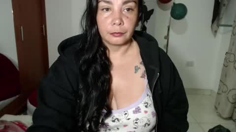 vivian_milf_paint online show from September 2025 03:19:02 AM