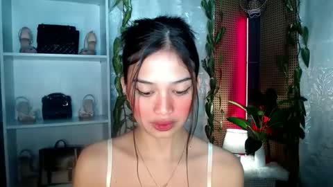 Vivian online show from January 2025 10:18:01 PM