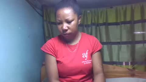 viviane0812 online show from October 2025 09:42:02 AM