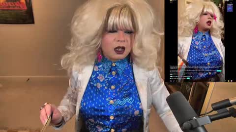 Snapshot of vivianfrost chatting on May 2026 03:26:01 AM VivianFrosty online show from May 2026 03:26:01 AM