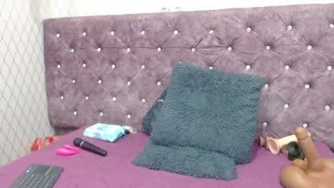 VivianRose online show from January 2025 02:43:01 AM