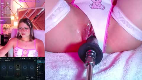 Vivian online show from September 2025 02:16:02 PM