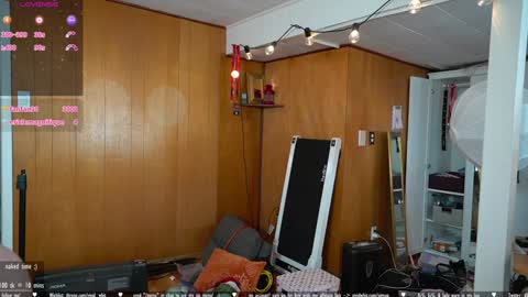 Whitney online show from March 2026 08:59:02 PM