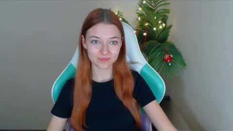 Snapshot of vivien_leight chatting on December 2024 07:02:02 PM Vivien online show from December 2024 07:02:02 PM