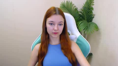 Snapshot of vivien_leight chatting on January 2025 06:39:01 PM Vivien online show from January 2025 06:39:01 PM