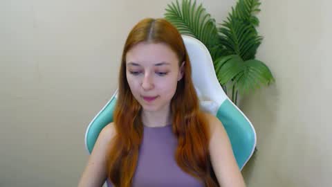 Snapshot of vivien_leight chatting on March 2025 09:51:02 PM Vivien online show from March 2025 09:51:02 PM